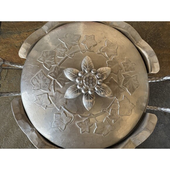 Everlast Hand Forged Aluminum Covered Serving Dish Ivy Casserole Handmade - Picture 4 of 16